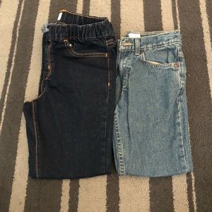 2 blue jeans (sizes: 8-10 boys)